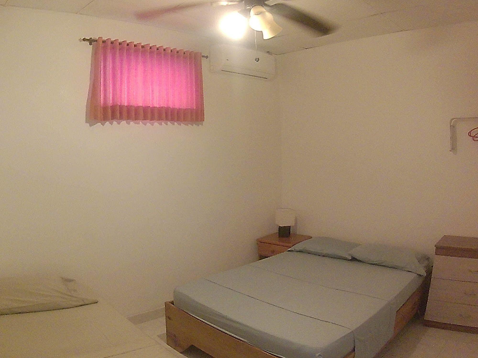 Apartamentos Rocky Cay Bay San Andrés Exteriör bild