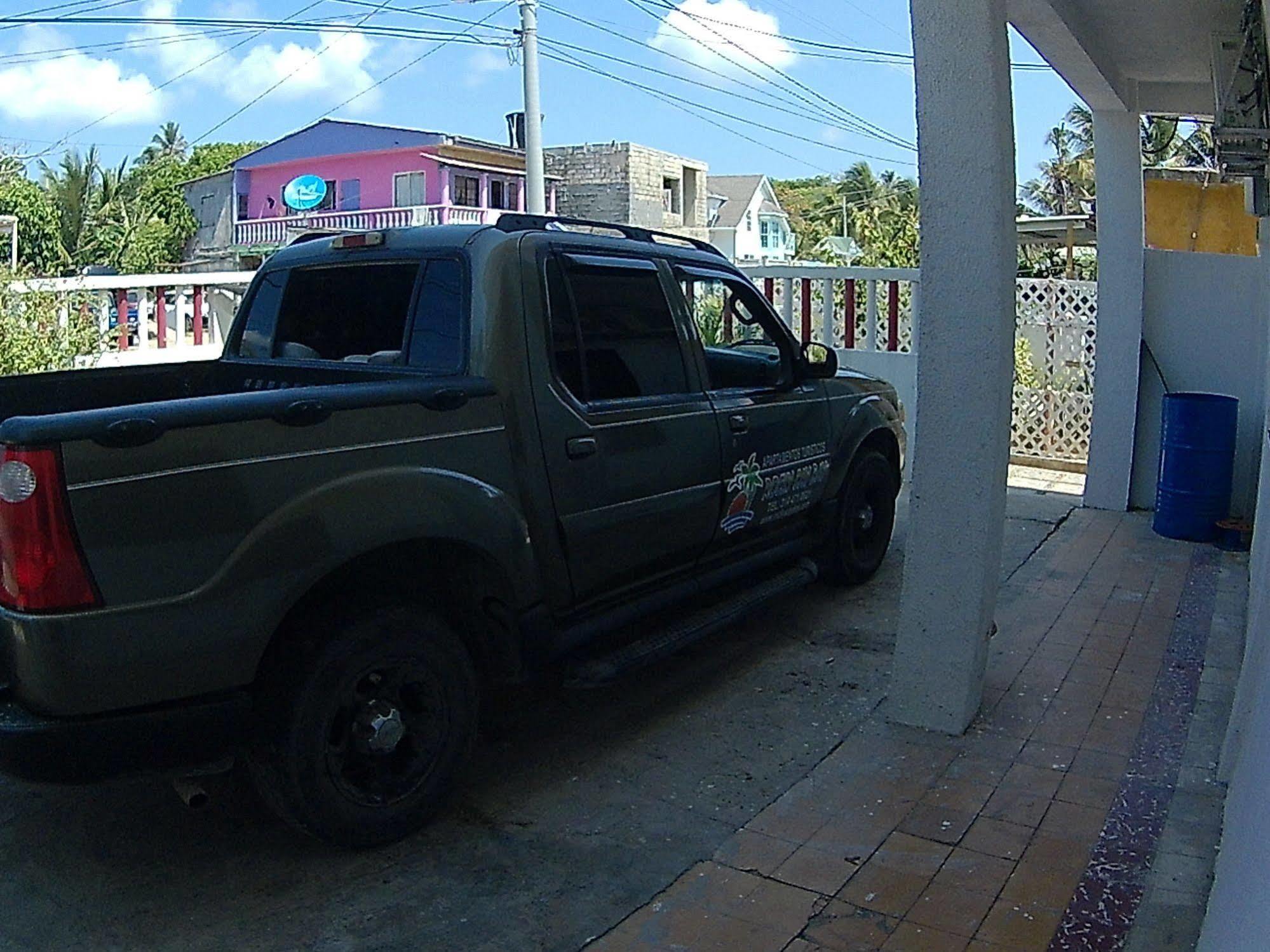 Apartamentos Rocky Cay Bay San Andrés Exteriör bild
